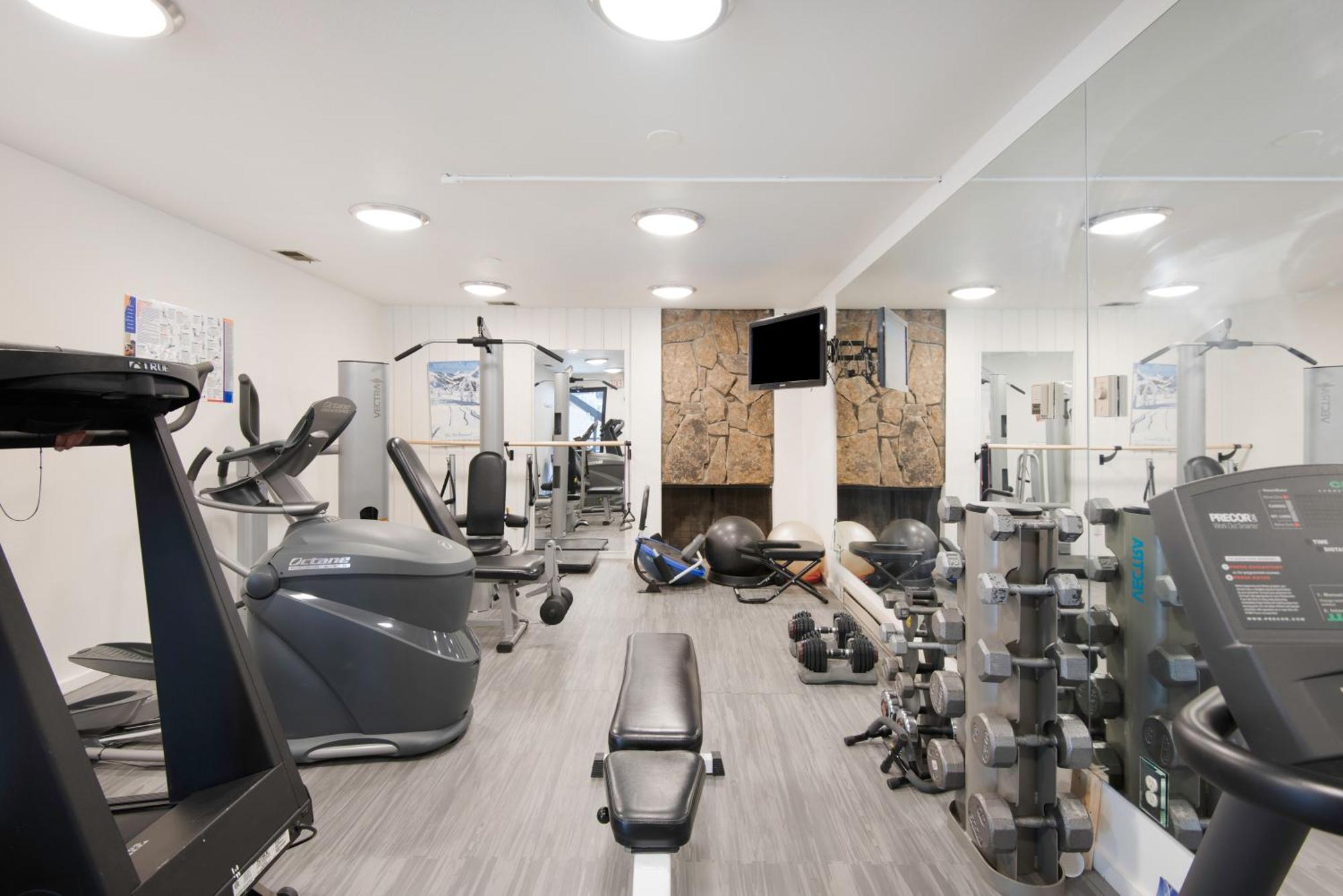 Chateau Roaring Fork Unit 25, Contemporary Condo With River Views, Close To Town アスペン エクステリア 写真